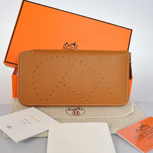 Hermes Evelyn Wallet clemence leather in Camel