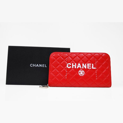 CHANEL Clutch