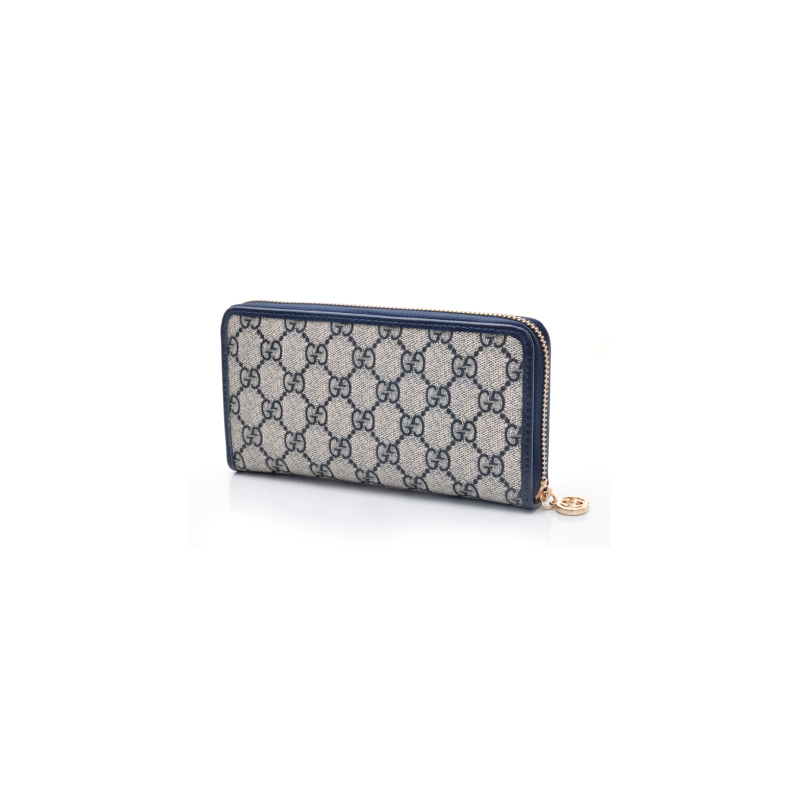 zip around wallet with interlocking G detail