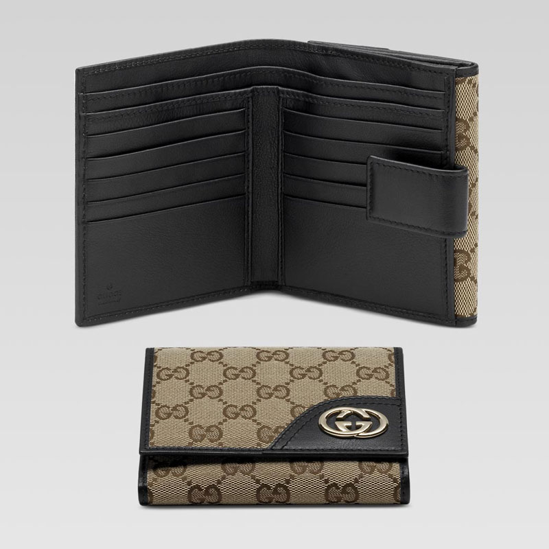 flap french wallet with interlocking G ornament