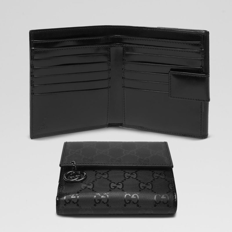 flap french wallet with interlocking G charm