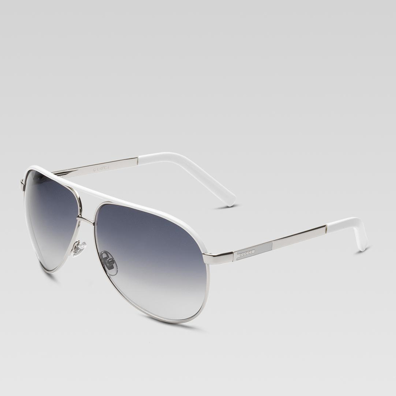 medium aviator sunglasses with gucci logo on templ