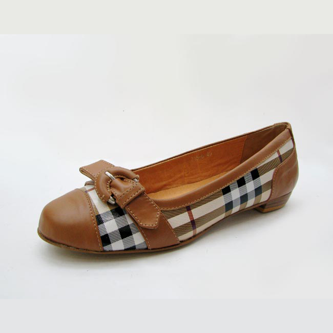 Burberry shoes 715