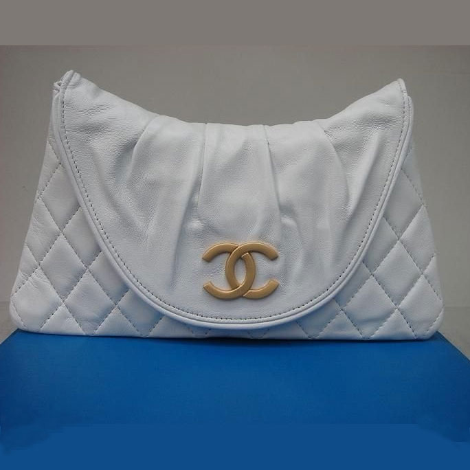 CHANEL Clutch