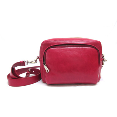 BT0766 Rose Red Oil-wax leather