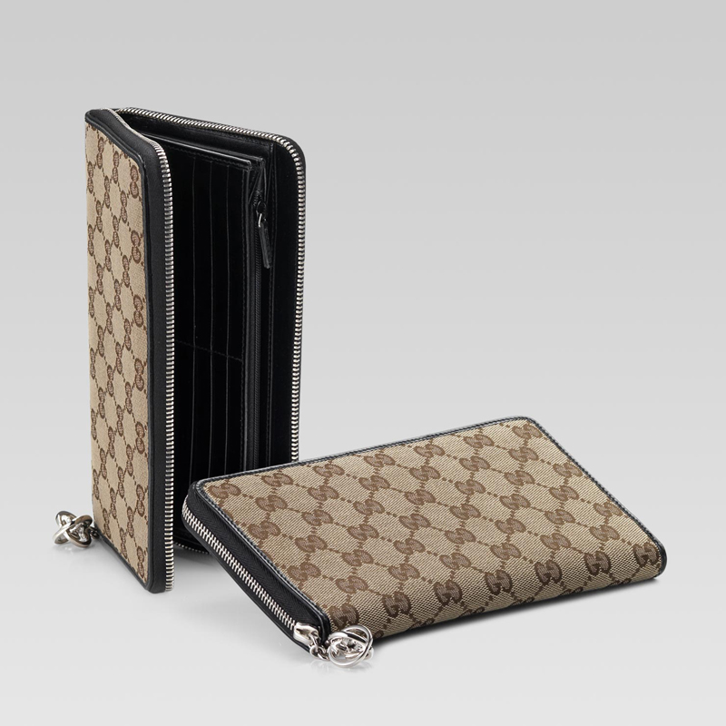 continental wallet with interlocking G charm