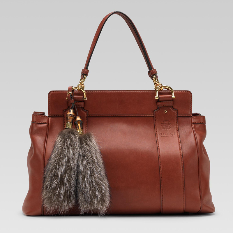 'smilla' tote with removable fur tails and bamboo