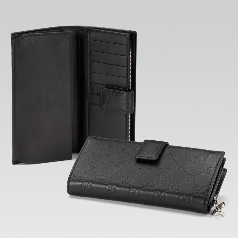 continental wallet with interlocking G detail