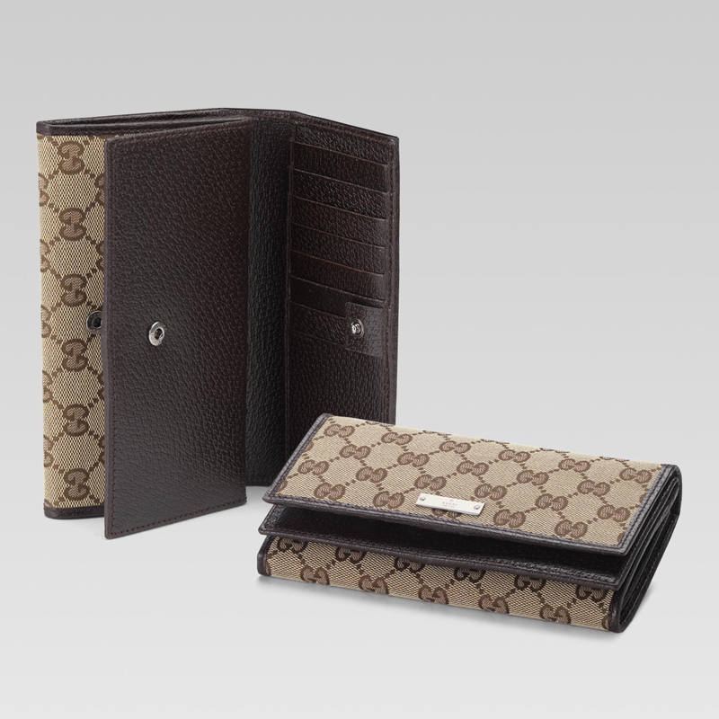 continental wallet with gucci trademark engraved m