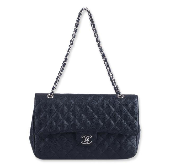 CHANEL Classic Flap Bag Medium