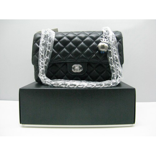 Chanel lambskin leather Black Flap bag with Silver chain