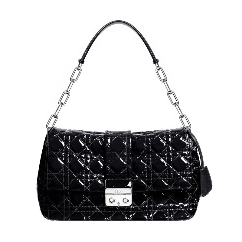 New Lock bag in black patent leather