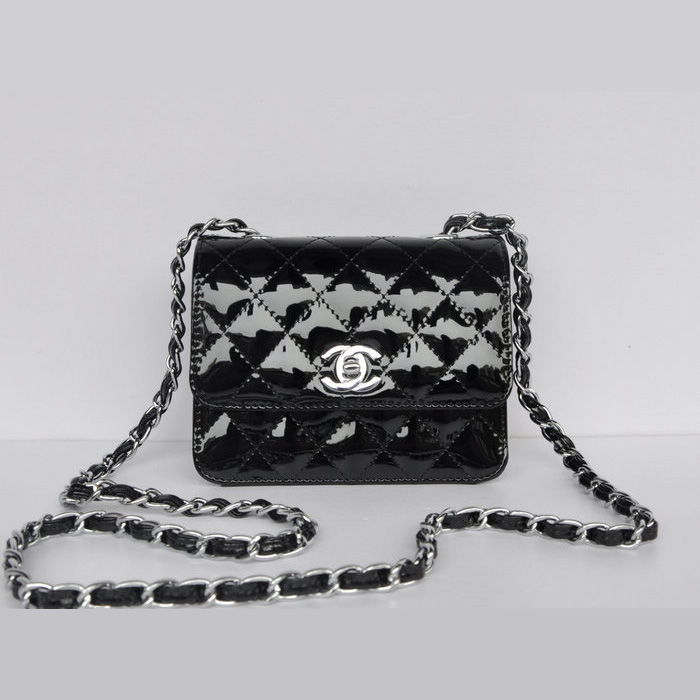 Chanel Classic Micro Flap Bag 1118 Black Patent leather Silver Hardware