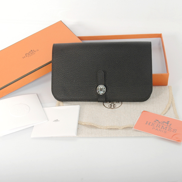 Hermes passport Wallet leather in Black