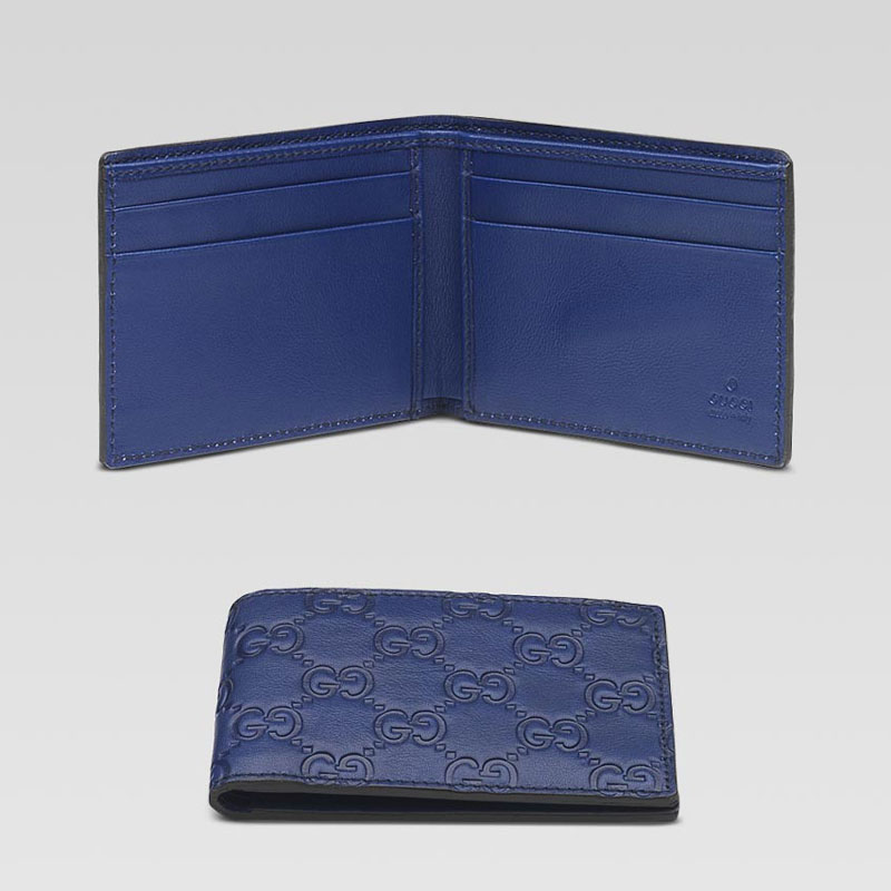 small bi-fold wallet