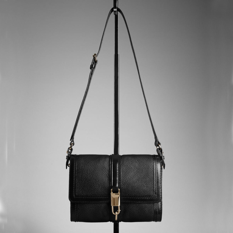 TEXTURED LEATHER CROSSBODY BAG