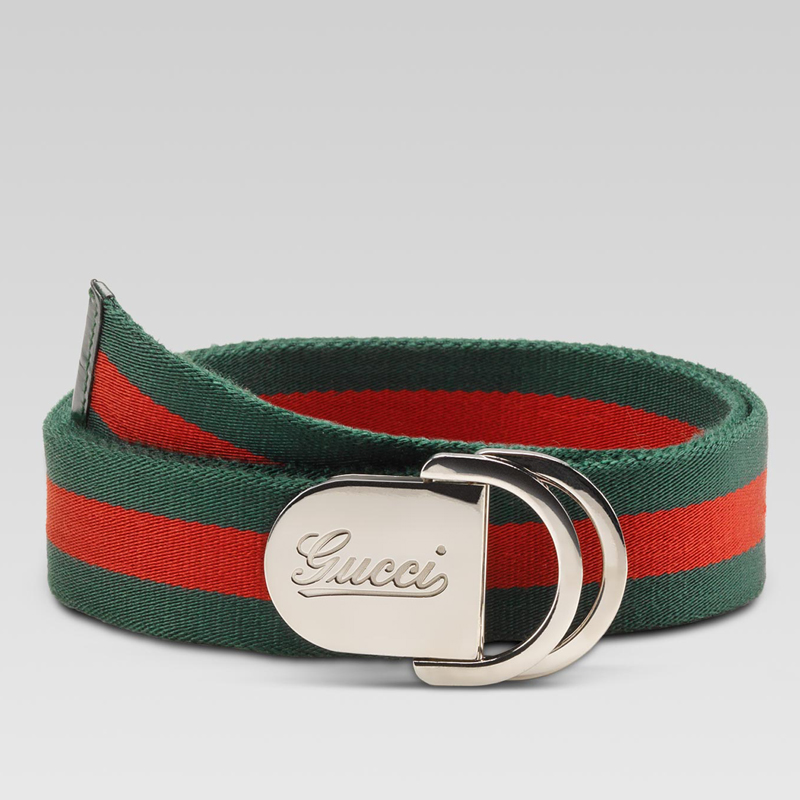 belt with engraved gucci script logo and D ring bu