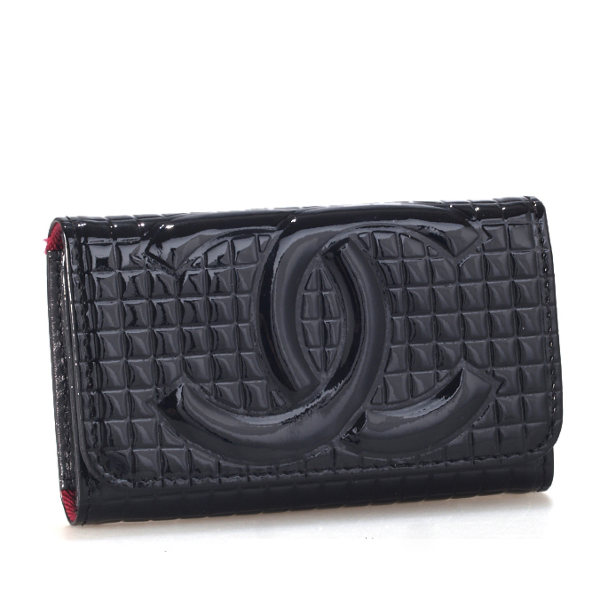 CHANEL Patent Leather 6 Key Holder