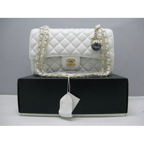 Chanel lambskin leather White Flap bag with Gold chain