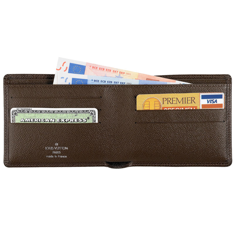 BILLFOLD WITH 6 CREDIT CARD SLOTS