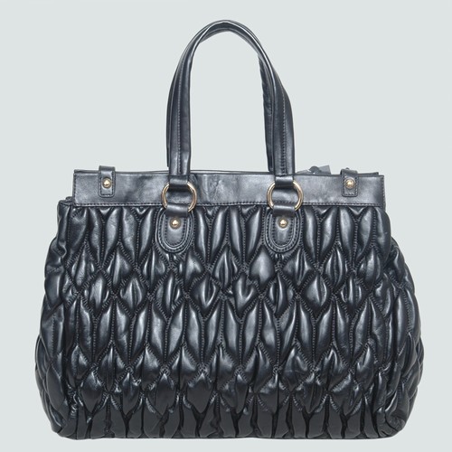 Miu Miu Matelasse Leather Tote Bag 90286 Black