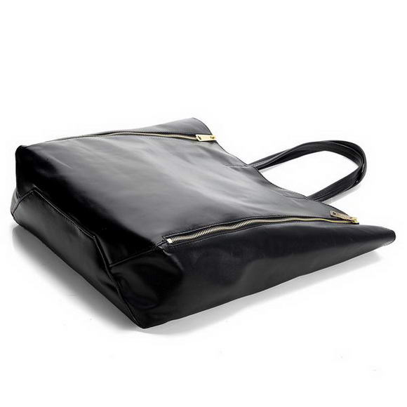 Celine Cabas Medium Shopping Bags in Black