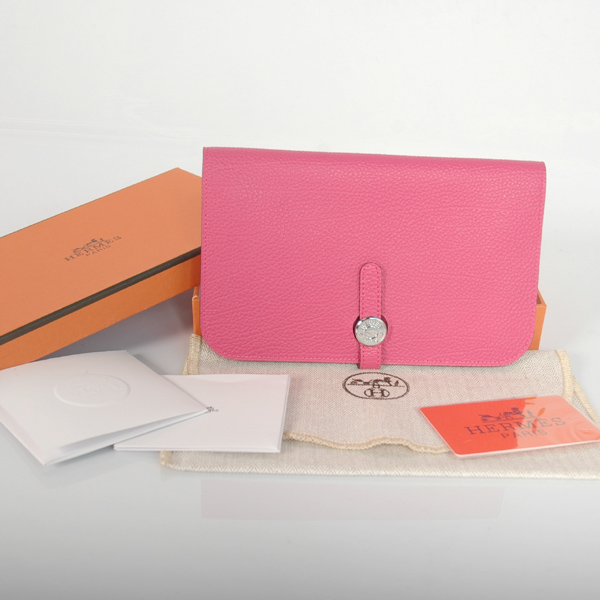 Hermes passport Wallet leather in Peach