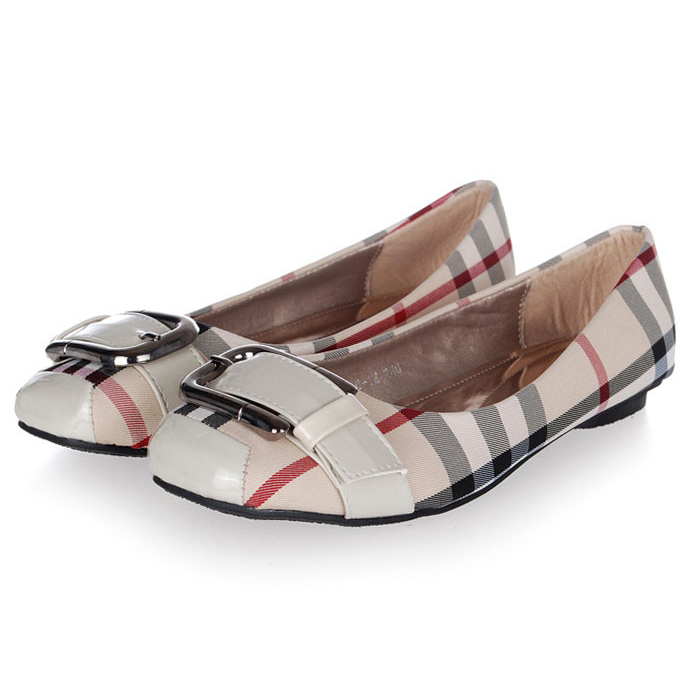 Burberry shoes 008