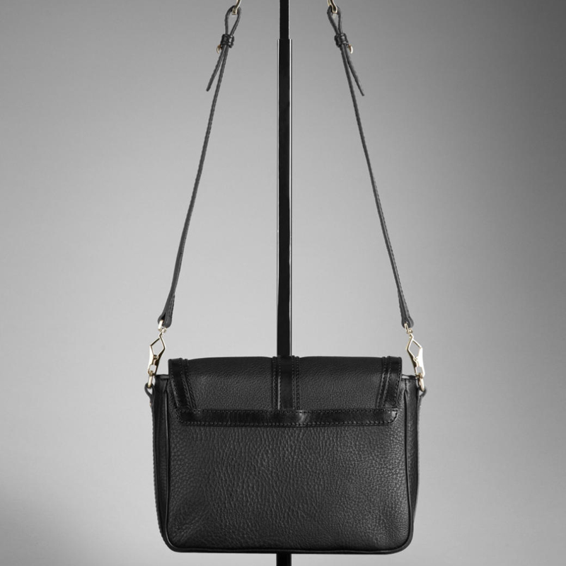 MEDIUM BELT DETAIL CROSSBODY BAG