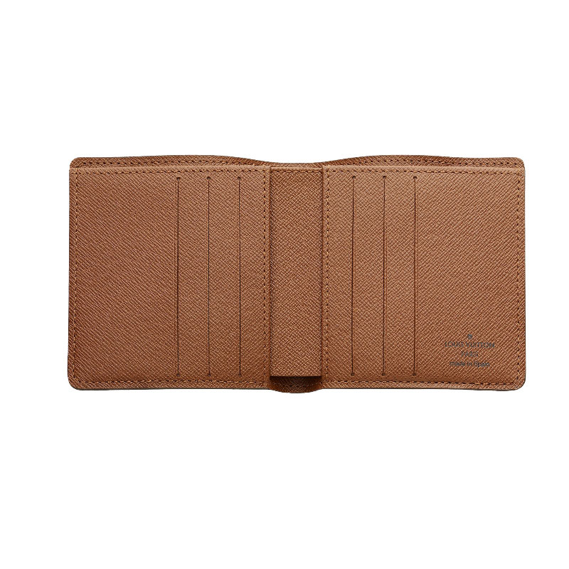 BILLFOLD WITH 6 CREDIT CARD SLOTS