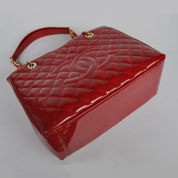 Chanel A50995 Red Patent Leather Shoulder Bag Gold