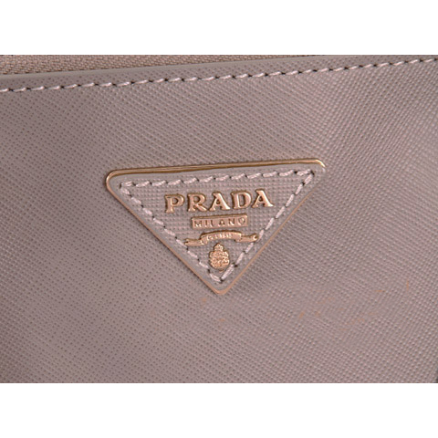 BN1786 Light grey Cross pattern leather