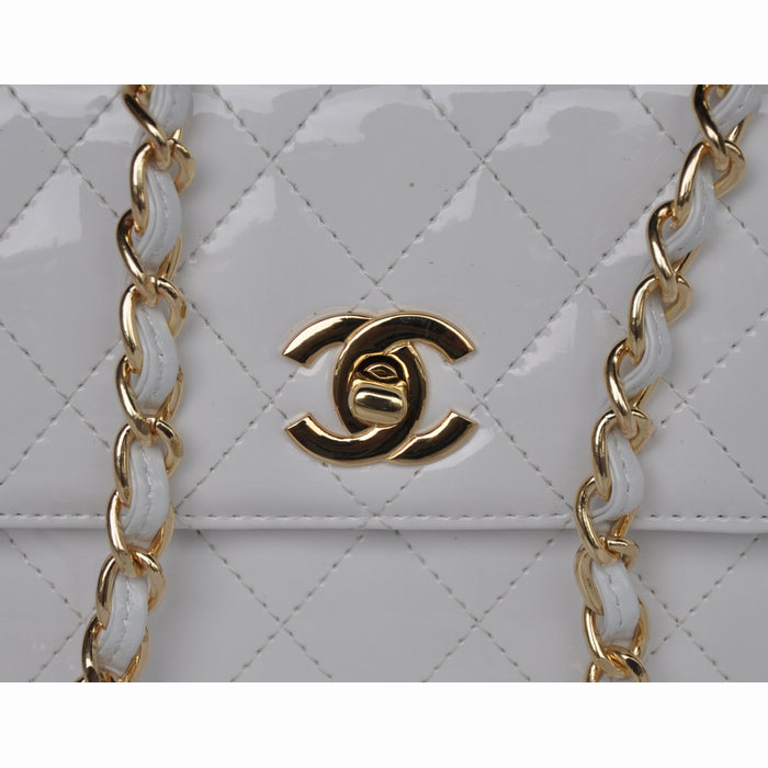 Chanel Classic Micro Flap Bag 1118 White Patent leather Gold Hardware