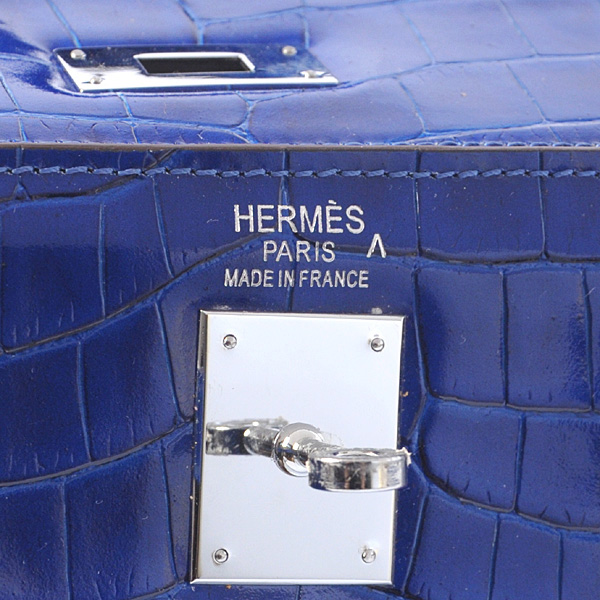 Hermes kelly 32CM Crocodile leather in Light blue with Silver hardware