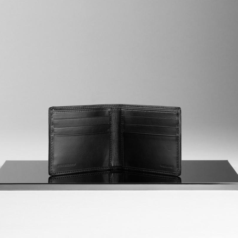 London leather wallet