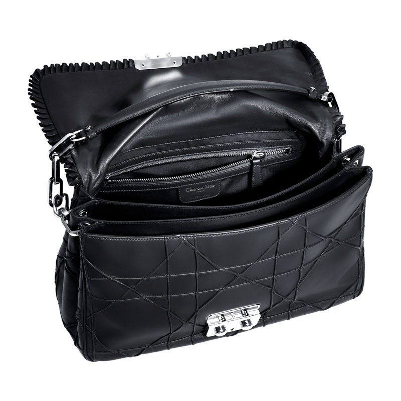 New Lock bag in black leather