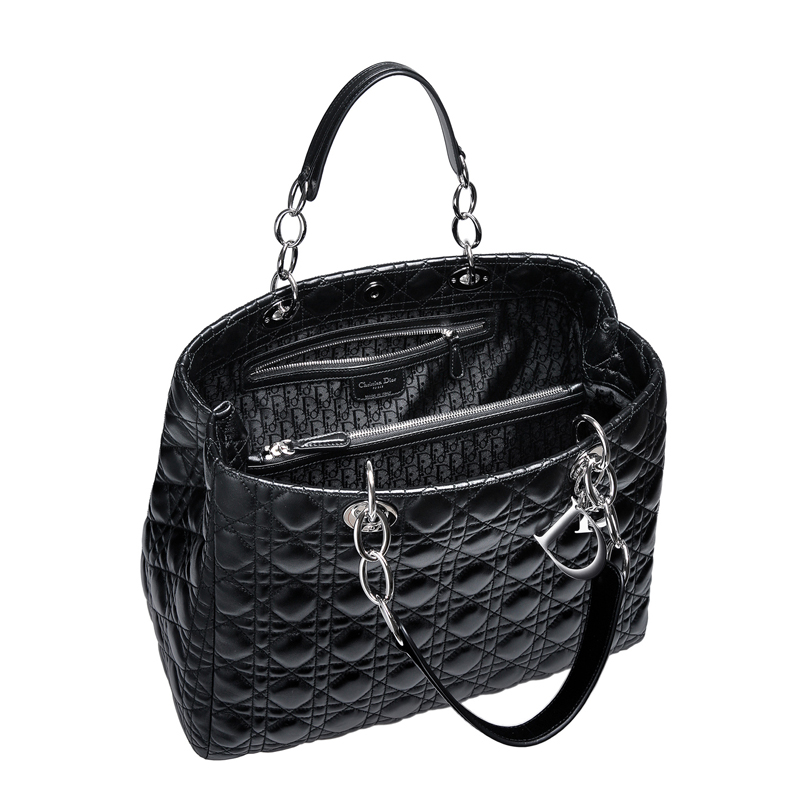 Dior Soft shopping bag in black leather