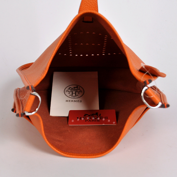 Hermes 28cm Evelyn bag clemence leather in Orange