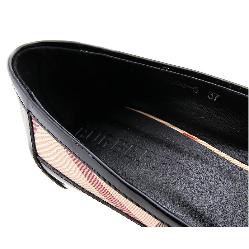 Burberry shoes 1006